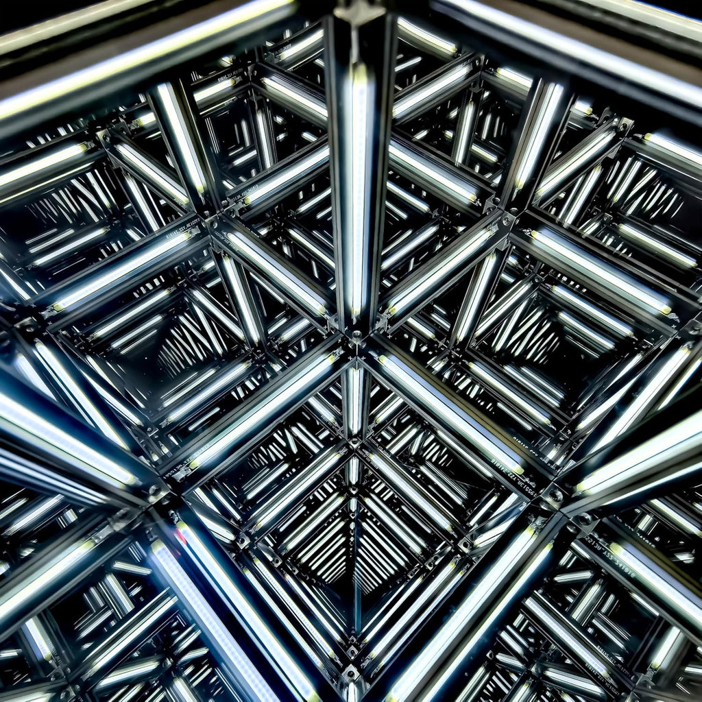 Infinity Hyper Cube LED Light One Touch Control Switch Endless Abyss Lighting Effect Wireless Long Lasting Battery Minimalist Night Light